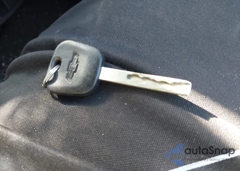 2015 Chevrolet Silverado 1500 1Lt/2Lt из США, поврежденный, VIN 3GCUKREC9FG395772